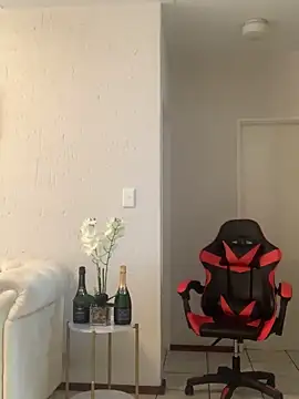 jayjayja19 Live XXX-chat