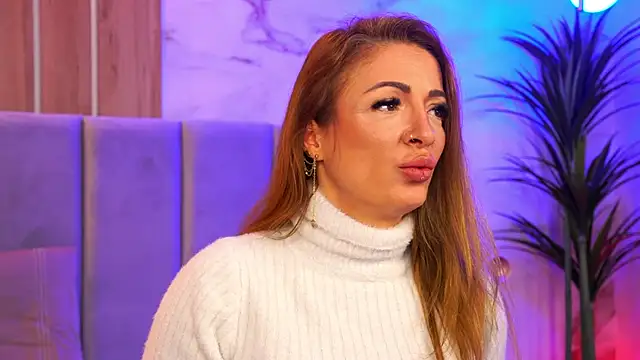 Izabellle02 – Naživo XXX chat