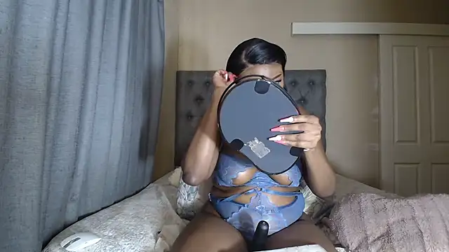 Онлайн чат XXX nanababe1