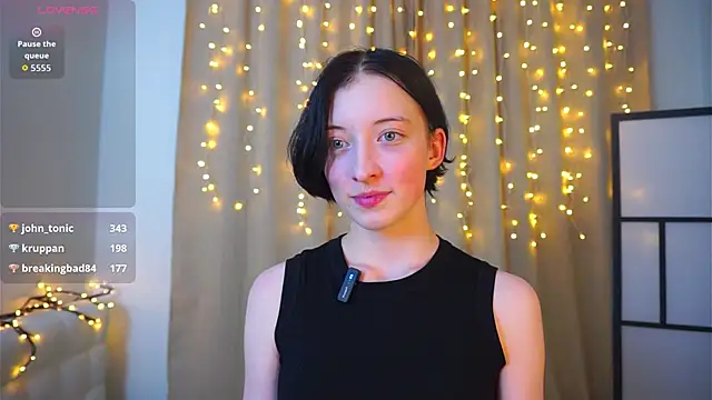 Chatroom XXX en direct de JuanaFriesz