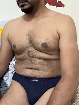 Hot_Boy8677 Adlı Modelin Canlı XXX Sohbeti