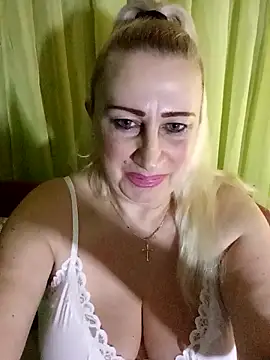 Chatroom XXX en direct de Esenia505