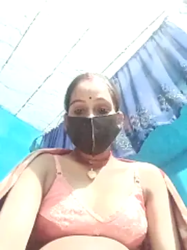 Nandani-758 – Naživo XXX chat