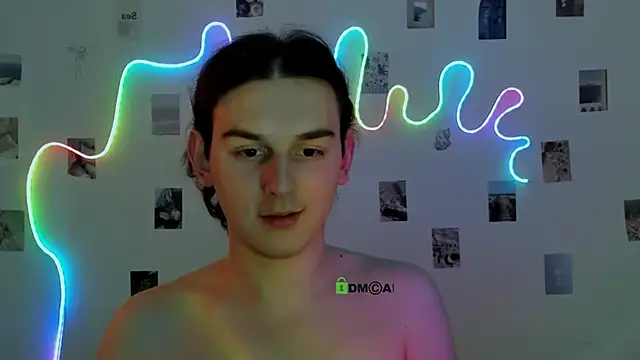 adrian_hart's Live XXX Chat