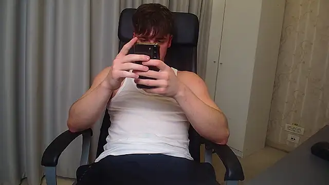 KellenWest 라이브 XXX 채팅