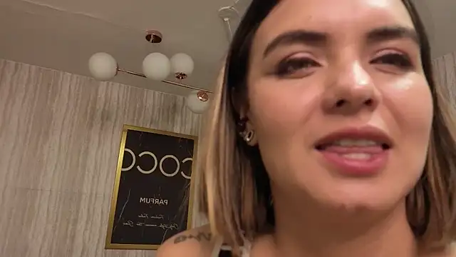 Živý XXX chat zarcasutra_t