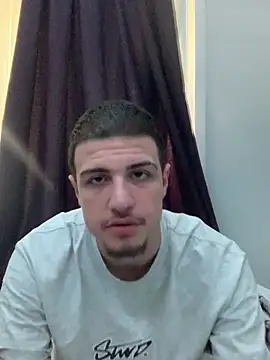 Menboyxx Adlı Modelin Web Kamerası Şovu