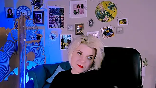 EvaEvals – Live XXX-chat