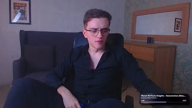 دردشة FelixStarkk الجنسية المباشرة