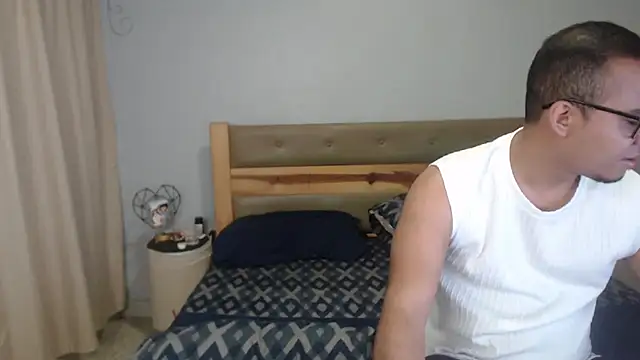 Chat XXX en directo de couplesex_ve