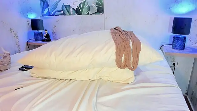 Chatroom XXX en direct de Staarhot