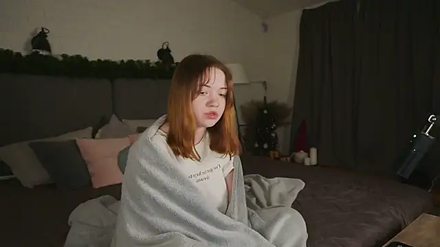 Kiss_Moon Adlı Modelin Canlı XXX Sohbeti