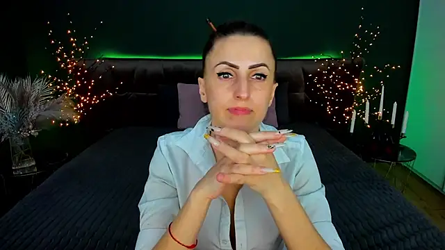 Rebecca_Diamond: онлайн-секс-чат