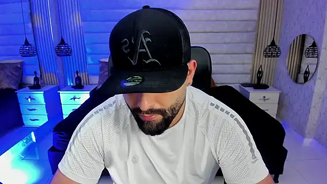 jhon_bear03 – Naživo XXX chat