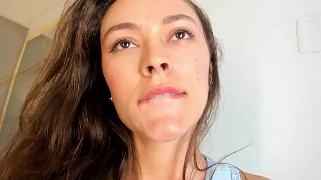 Chatroom XXX en direct de cellestehot