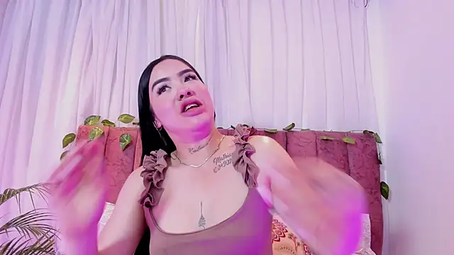 Chatroom XXX en direct de Sarah_amy_