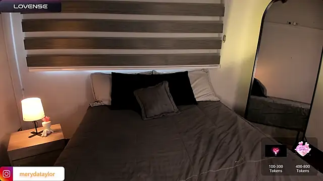 MERIDA_TAYLOR: απευθείας συνομιλία ΧΧΧ