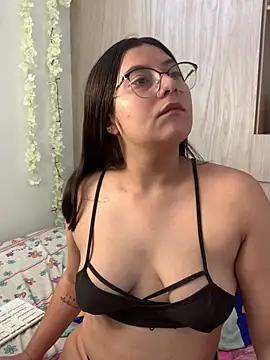 دردشة Velma_star الجنسية المباشرة