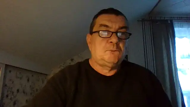 Chat +18 de Nobbie444 ao vivo