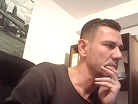 mastercharisma35 Chat XXX in diretta