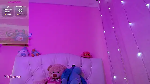 HECATE_23: онлайн-секс-чат