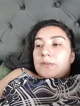 Hellen_Alex Chat XXX in diretta