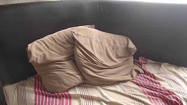 roystonee01 Chat XXX in diretta