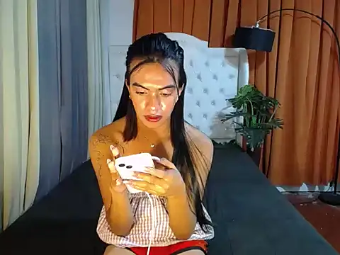 hottie_trixie 现场XXX聊天