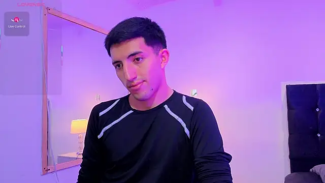 Un_Sluttyy's Live XXX Chat