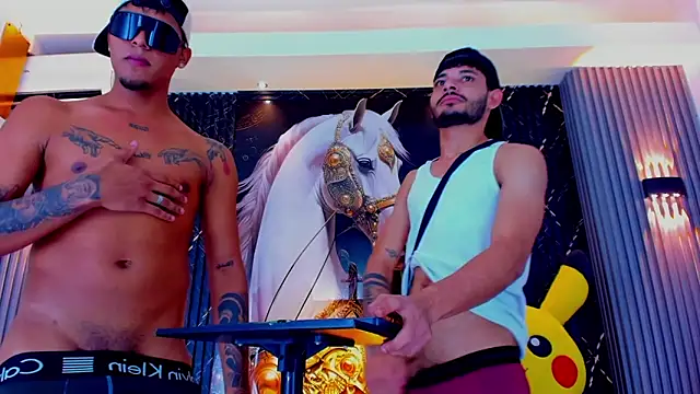 The_Gods_In_Diamonds – Live XXX-chat