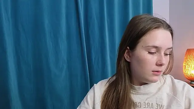 GenevieNyreen Live XXX Chat