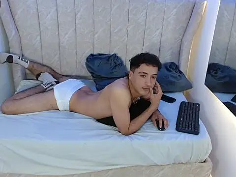 Pokazy przed kamerką – Chris_Tempt