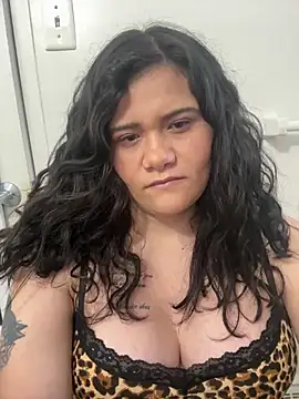 Pokazy przed kamerką – Amys95