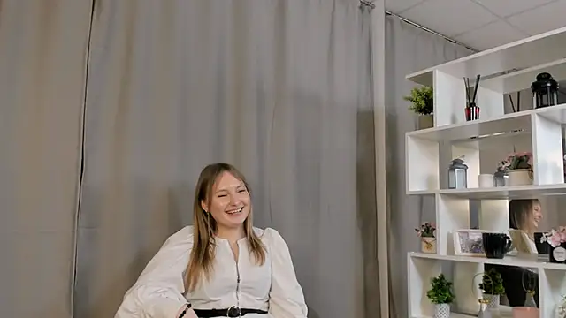 FlorineWarschaw Chat XXX live