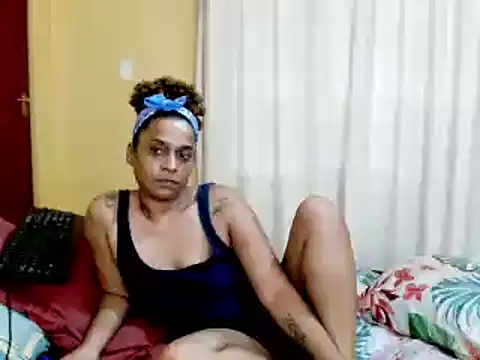 MiZzCreator – Naživo XXX chat