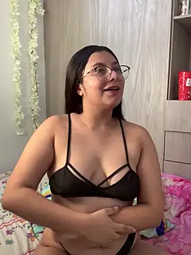 Chat XXX en directo de Velma_star