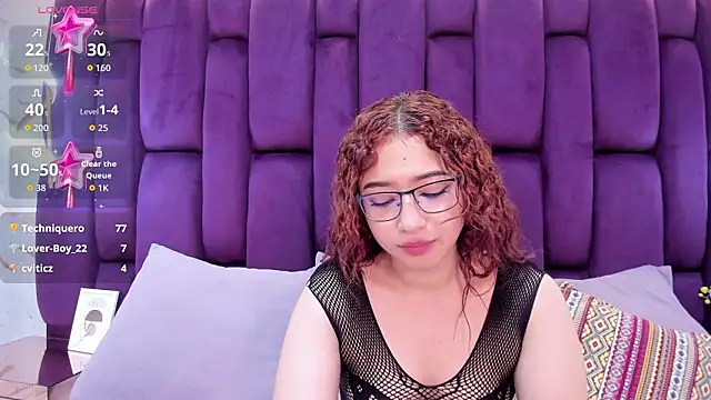 megannherrera Adlı Modelin Canlı XXX Sohbeti