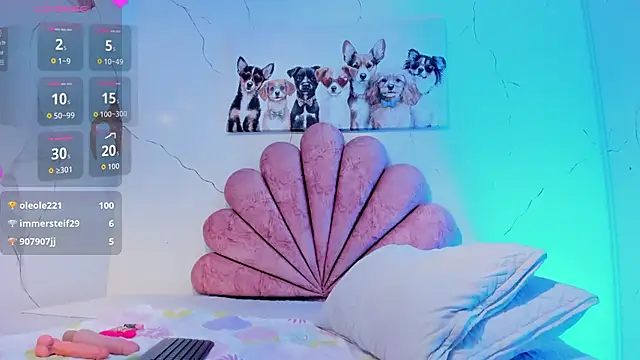 KarelyMitchel Chat XXX in diretta