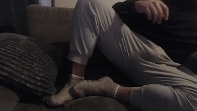 عرض كام hugemachohandsome