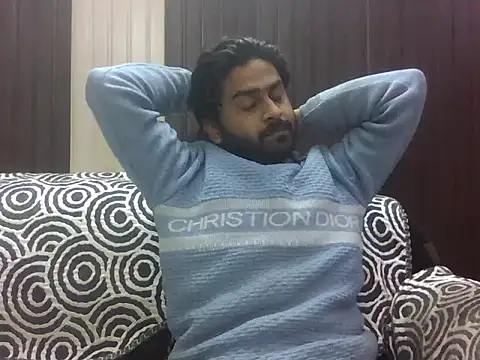 Czat XXX na żywo – indihotguy