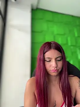 Emily-teen Live XXX Chat