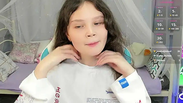 Chat XXX ao vivo de EmilyChaves