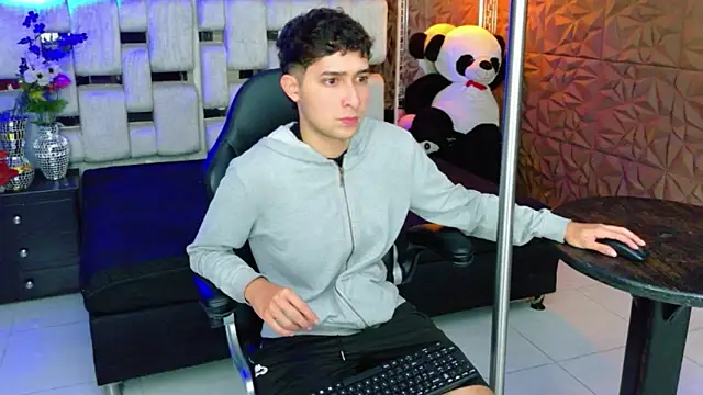 Kygo_Williams Chat XXX live