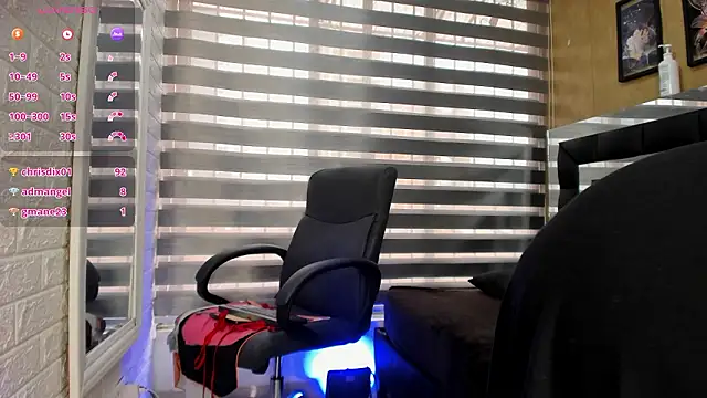 sheyla__ebony élő XXX-chatje