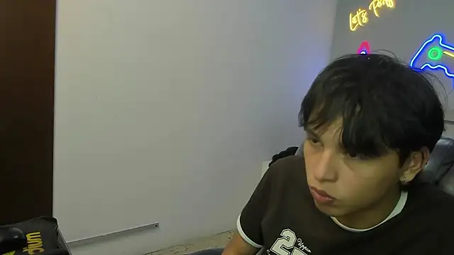 StiwenTwinkのウェブカメラショー