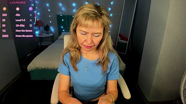 Carla_Vogue: απευθείας συνομιλία ΧΧΧ