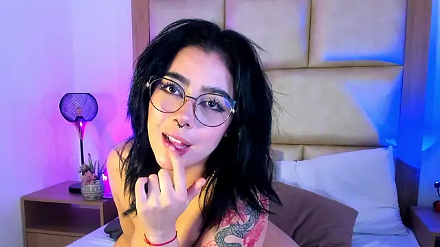 Chat XXX ao vivo de TaniaRedd_