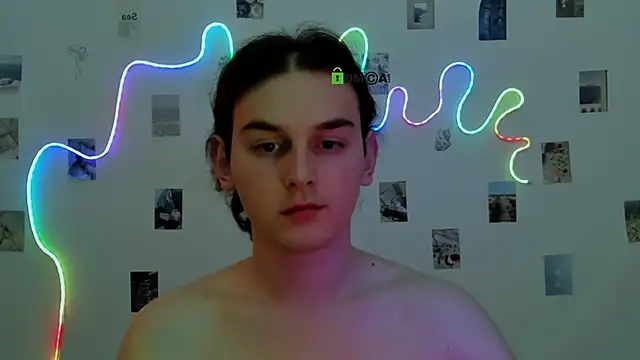 adrian_hartのライブXXXチャット