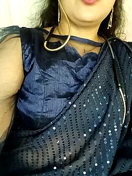 Deshi_bhabhi143 webkamerás műsora