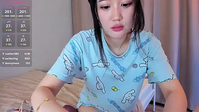 AmiliYan 라이브 XXX 채팅